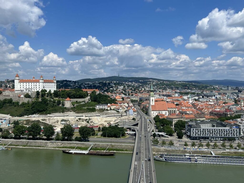 Bratislava(2)